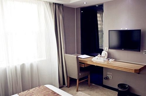 Super 8 Hotel Fuzhou Railway Station West Kültér fotó